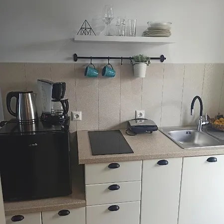 Bourbos Summer Apartment *