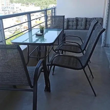 Bourbos Summer Apartment *