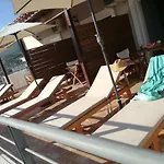 Bourbos Summer شقة