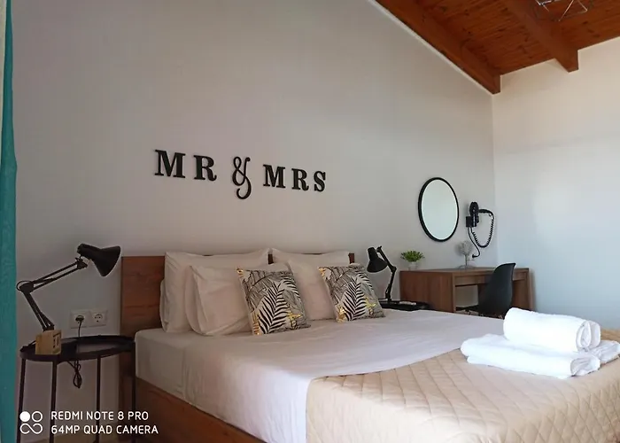 Bourbos Summer Daire *