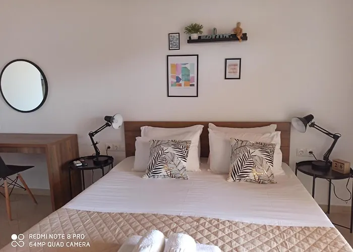 Bourbos Summer Daire Himarë