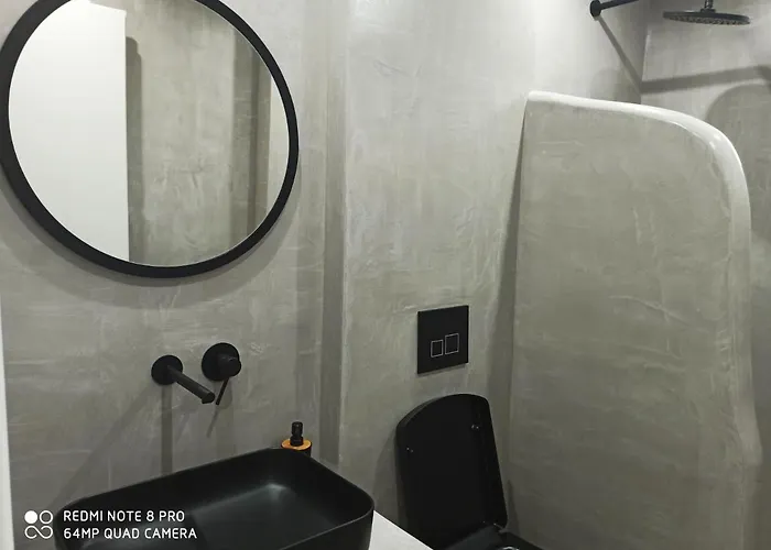 Daire Bourbos Summer