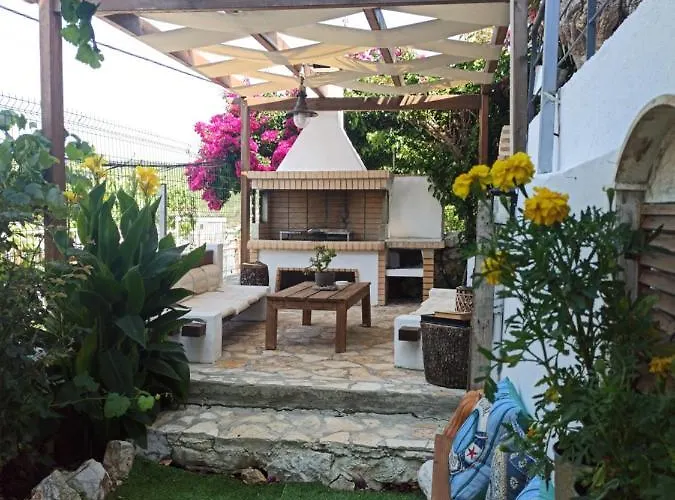 Daire Bourbos Summer Himarë