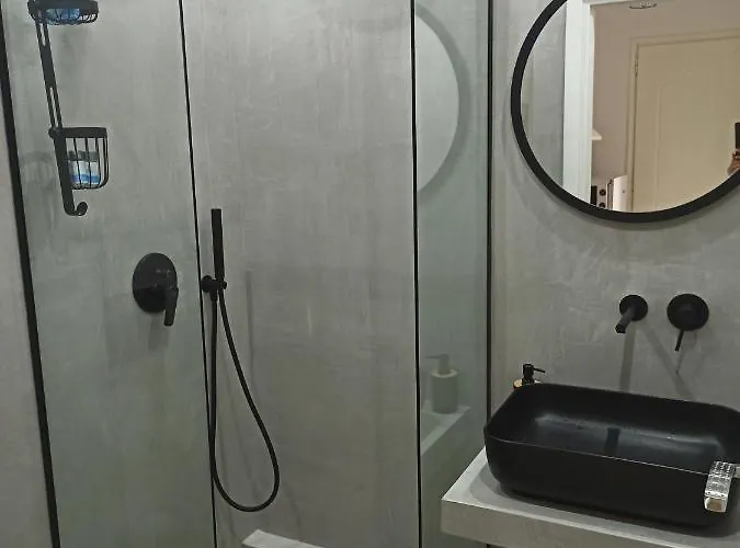 Bourbos Summer Daire *