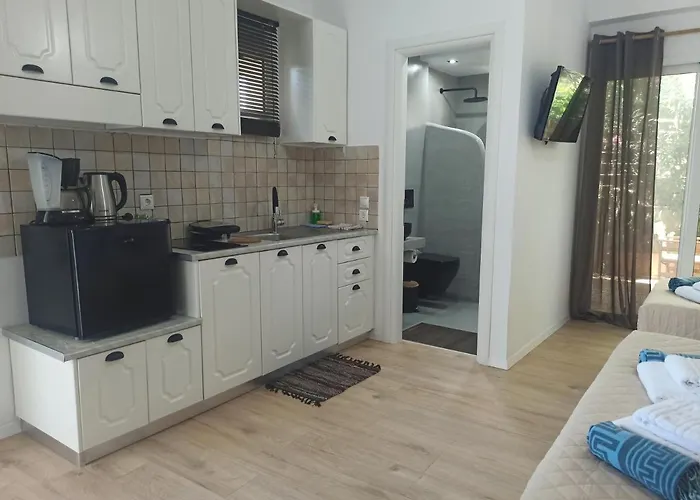 Bourbos Summer Himarë