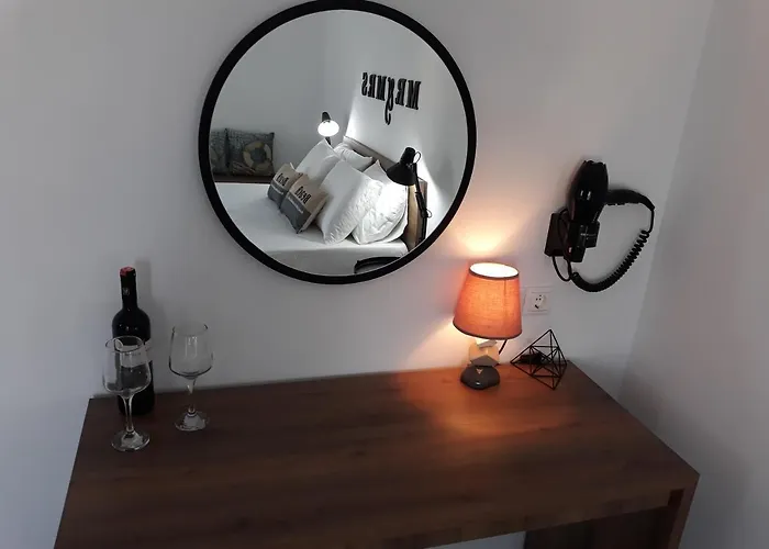 Bourbos Summer Daire